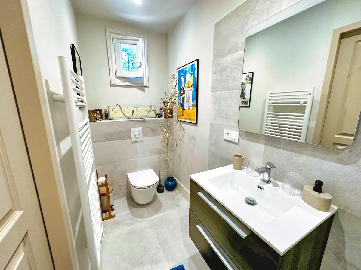 Le Repos Du Keyrie Hotel Saint-Marc-Jaumegarde Guest house